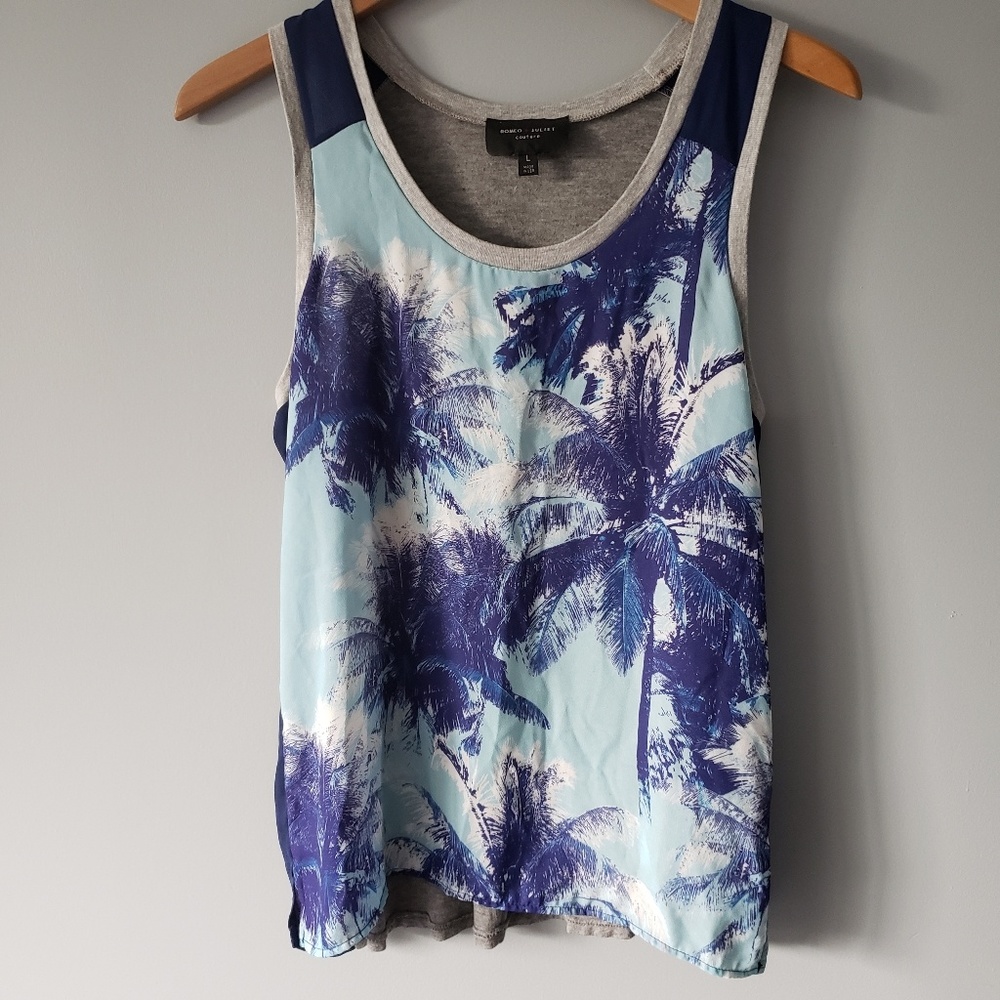 2/20 Romeo + Juliet Couture Palm Tree Tank Top C5
